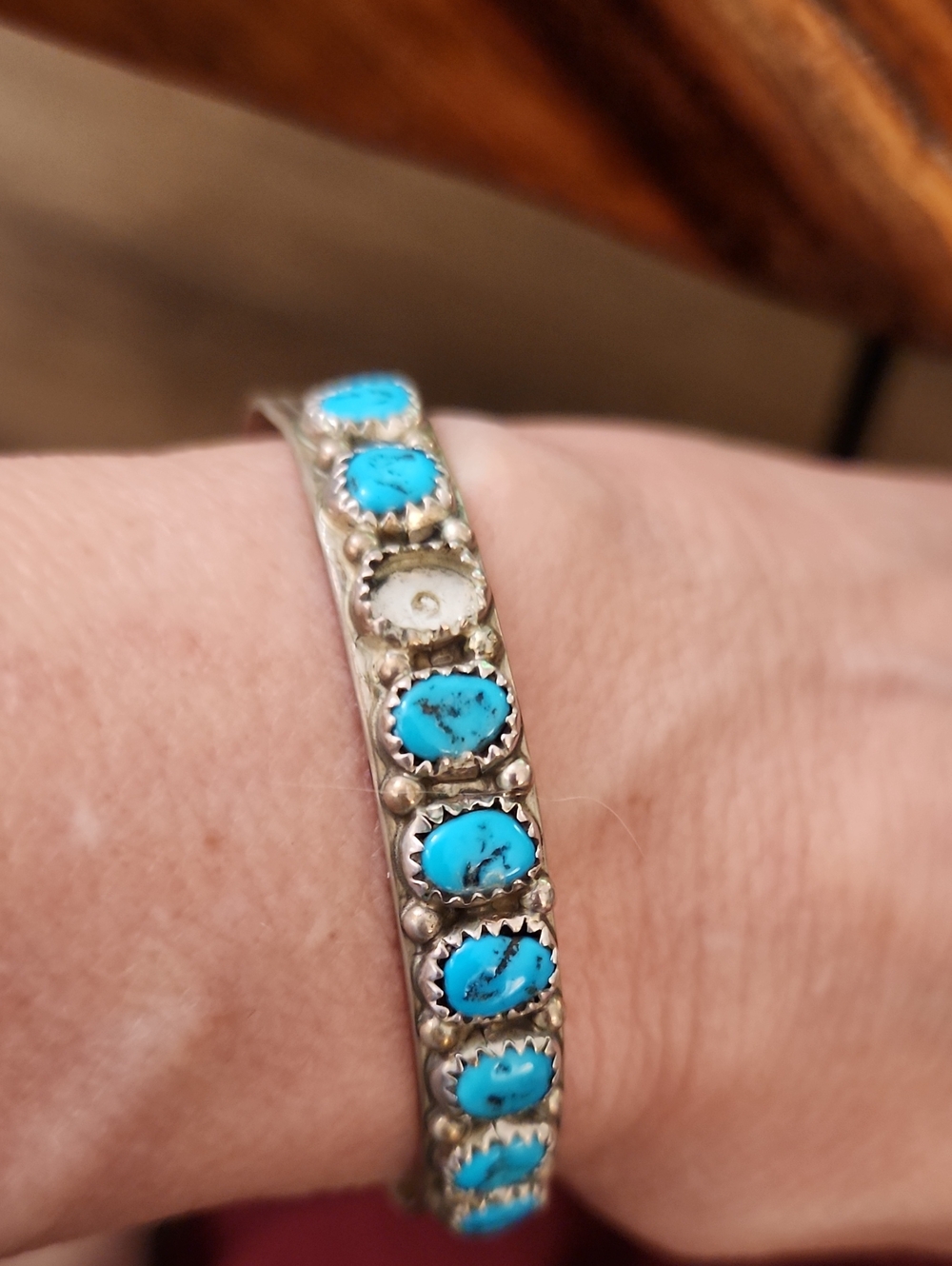 Vintage Navaho Turquois And Sterling Cuff Bracelet